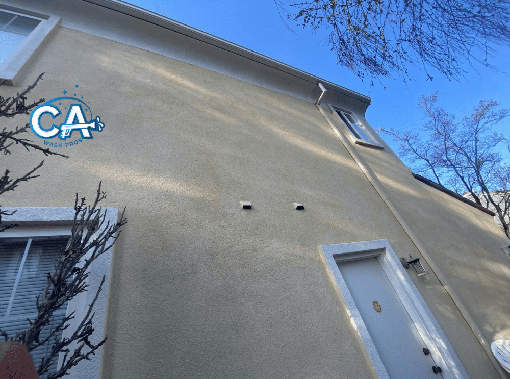 Fully cleared and cleaned gutter system on a Livermore home.