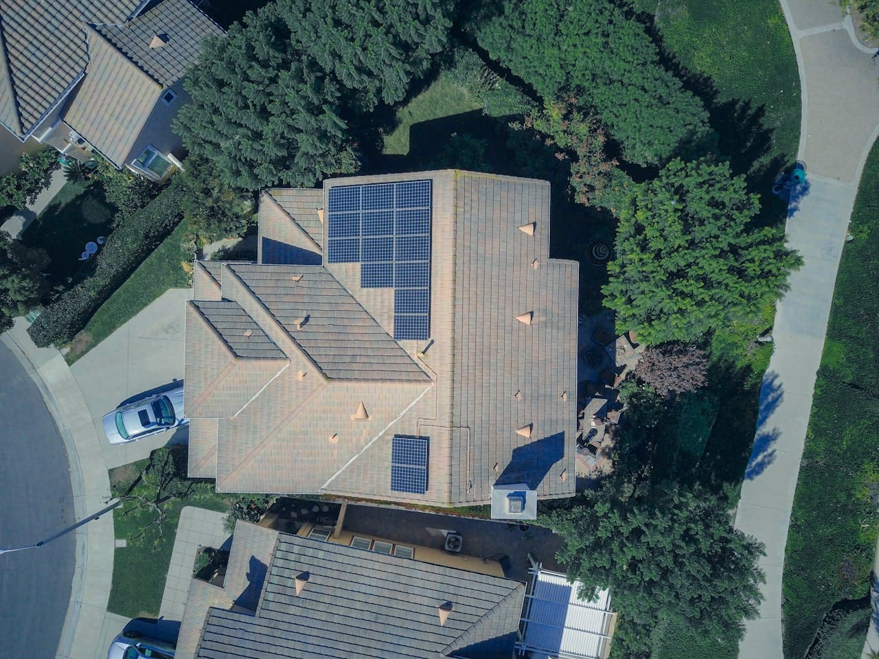 Solar panels in Santa Cruz cleaned to restore energy efficiency.